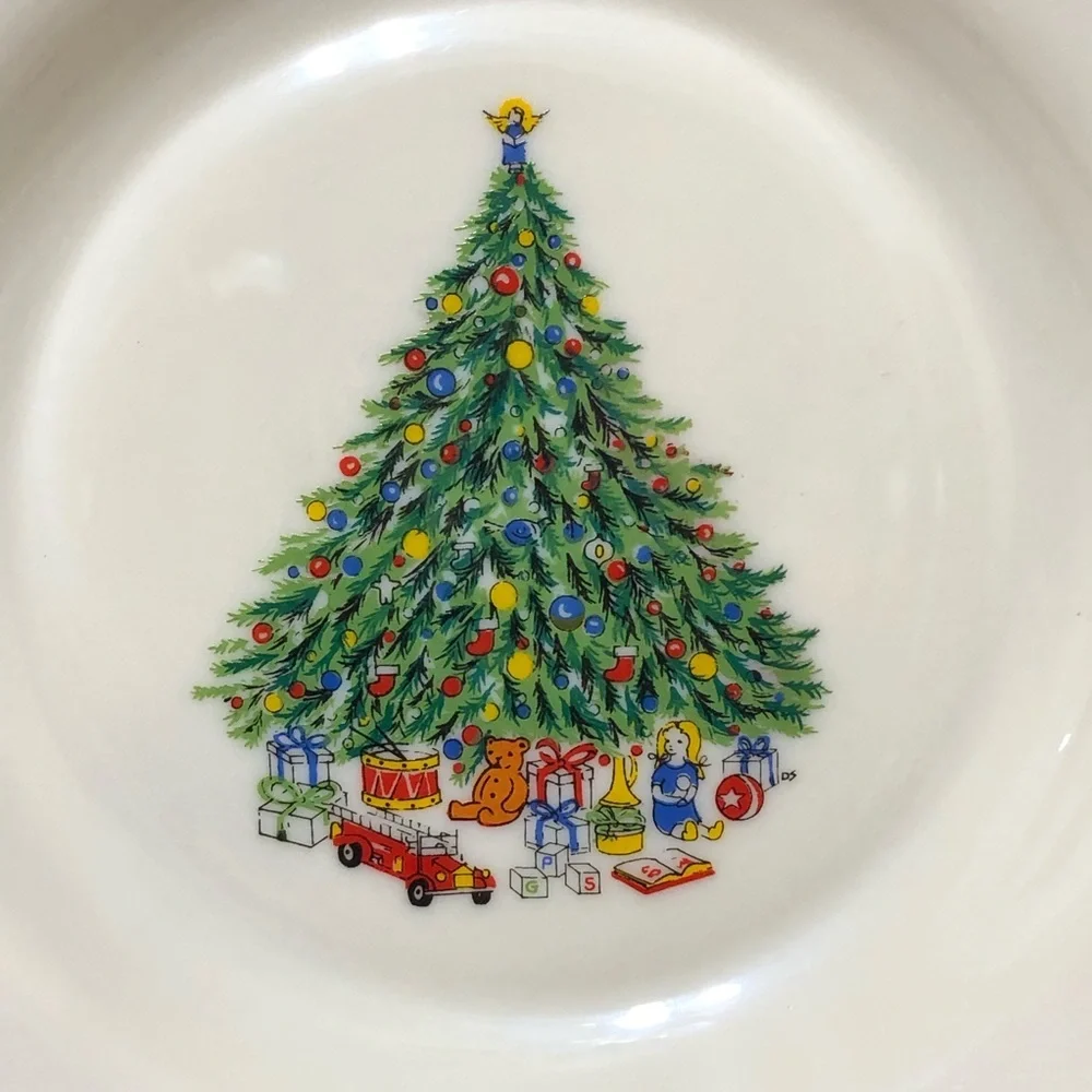 NOEL PORCELLE from the House of Salem 9” salad pasta plate Set of 2 Vintage 80s